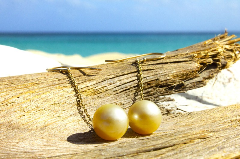 Boucles d'oreilles perles d'Australie dorée