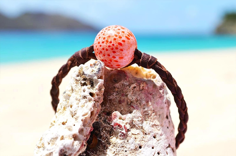 Bracelet perles corail et Tahiti
