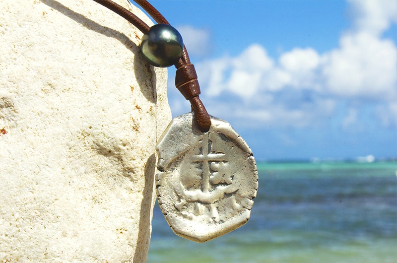 Leather necklace with pirate coin