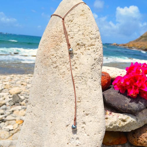 Long Necklace 3 semi baroque Tahitian Pearls (11,5mm)