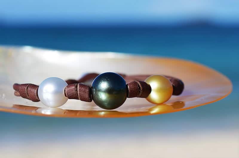 Bracelet 3 multicolored pearls and knots (9,5mm)