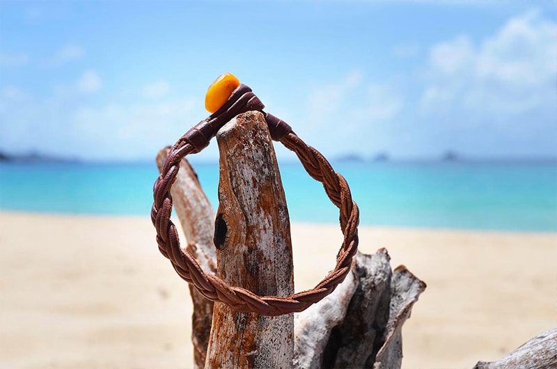 produit: Amber braided bracelet