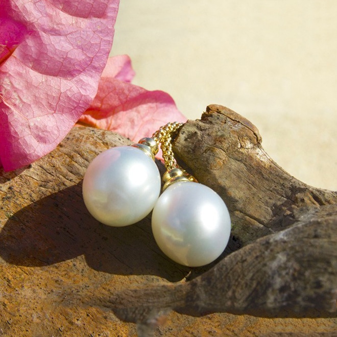 produit: Boucles d'oreilles perles blanches d'Australie