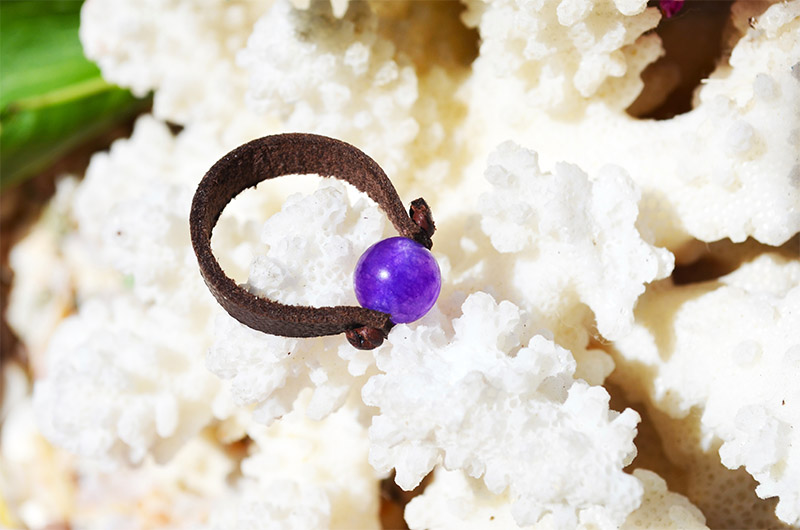 produit: Bague en perle d'Amethyste de 8mm en cuir