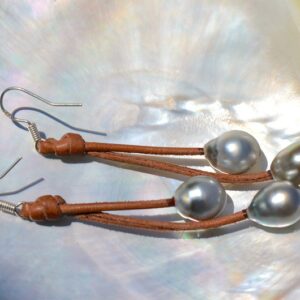 Earrings with 4 Tahitian Pearls, second view