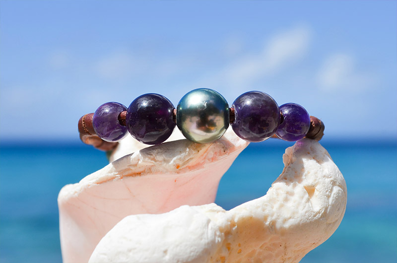 produit: 1 Row bracelet with Tahiti pearl and its 4 Amethyst