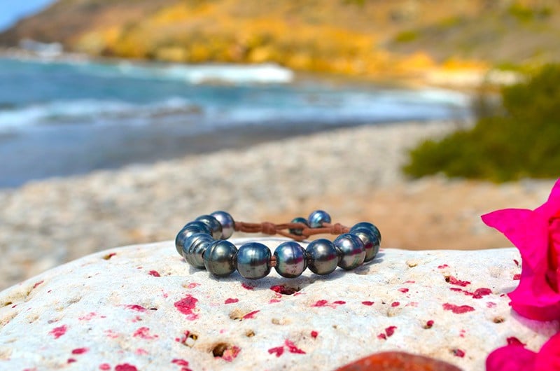 produit: Bracelet 1 row of 12 Tahitian pearls (11mm)