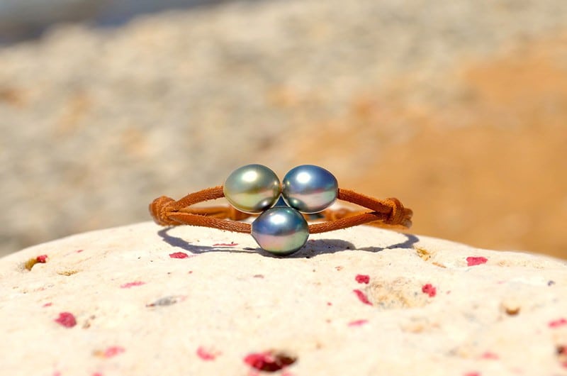 produit: Bracelet 3 semi-baroque Tahitian Pearls