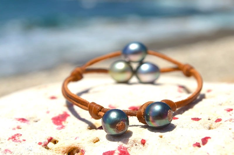 produit: Bracelet 3 semi-baroque Tahitian Pearls