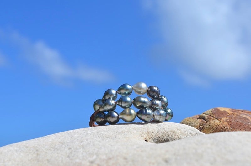 produit: Bracelet 3 rows 20 baroque Tahitian Pearls