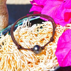Adjustable 9.5 mm Semi-Round Tahitian Pearl Bracelet, second view