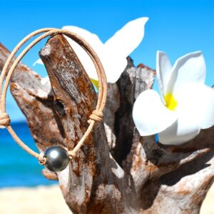 Adjustable 12.5 mm Round Tahitian Pearl Bracelet, second view