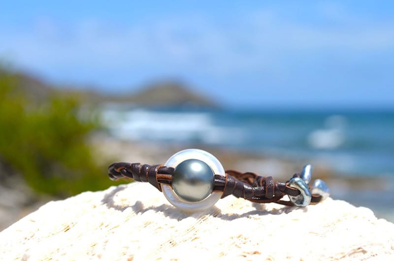 produit: Bracelet braided mother-of-pearl ring, Tahitian pearl and Keishis