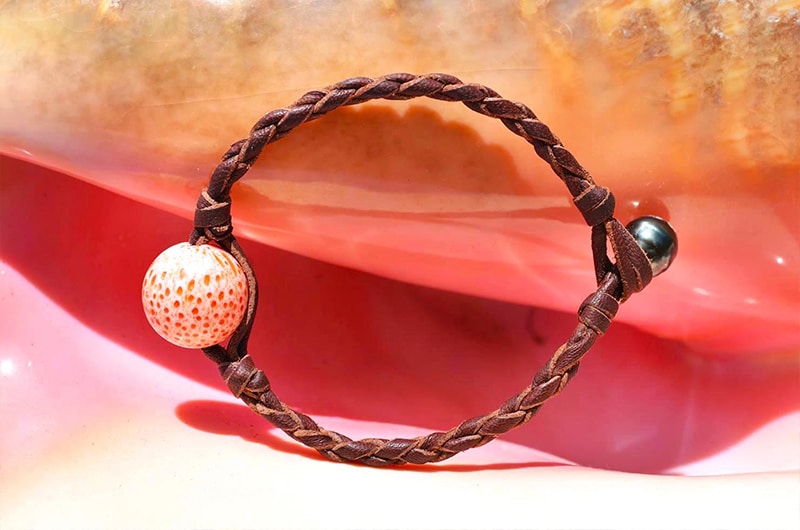 produit: Bracelet perles corail et Tahiti