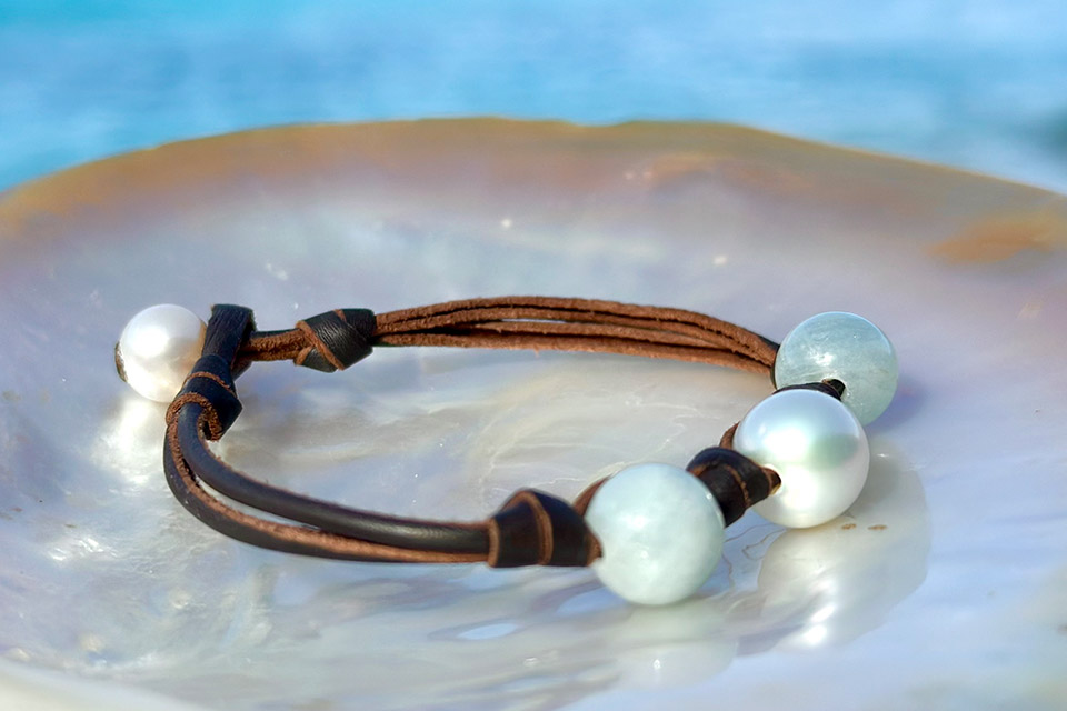 produit: Bracelet en perles avec noeuds et aigue-marine personnalisable