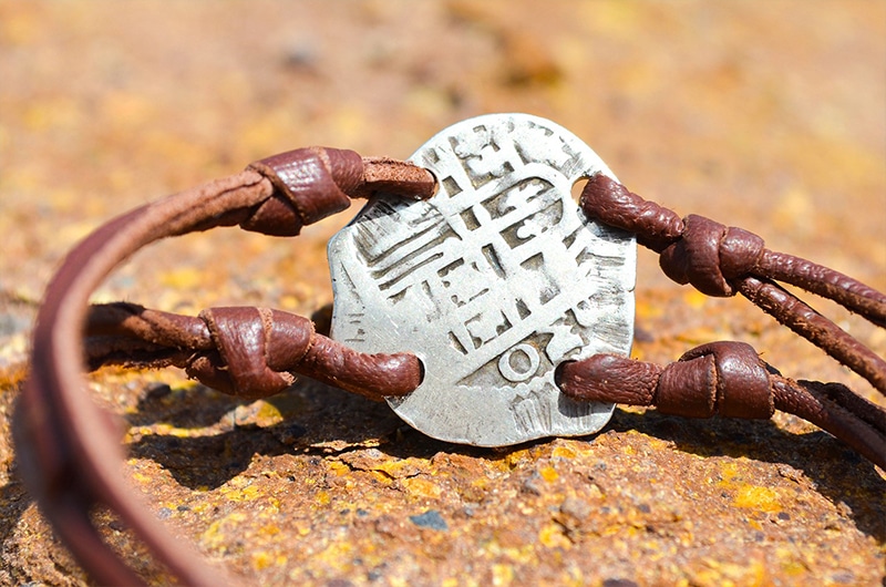 produit: Bracelet pièce de pirate 2 réaux