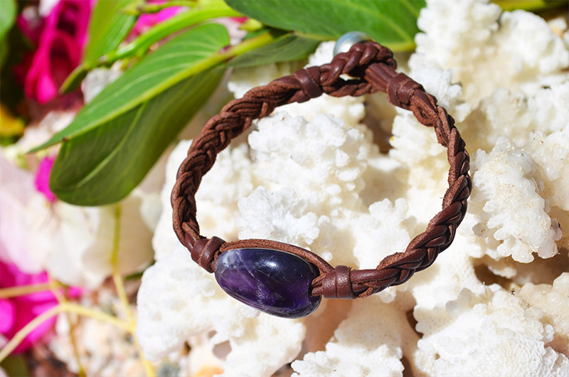 produit: 6 Thread braided bracelet with Amethyst and south Sea Pearl