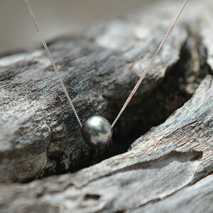 925 Silver Chain Featuring Tahitian Pearl, second view