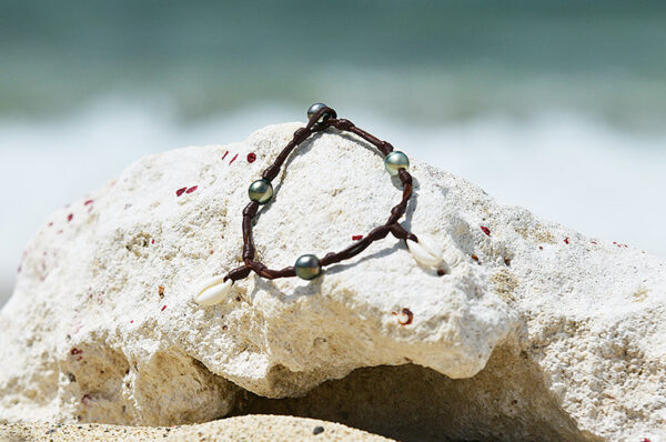 chevillere-coquillage-perles-de-tahiti-03 | Kalinas Perles