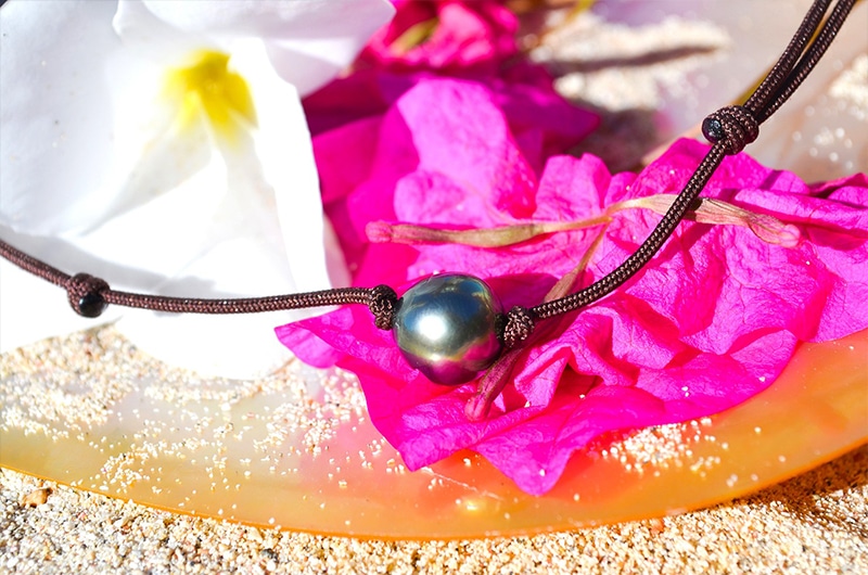 produit: Chocker Necklace 1 semi-round Tahitian Pearl (10mm)