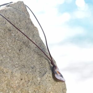 Collier pendentif avec opale d’Australie, seconde vue