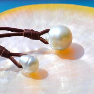 Pendant Necklace 1 White Australian Pearl, second view
