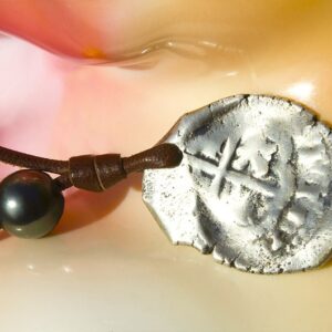 collier-pendentif-piece-pirate-03.jpg | Kalinas Perles