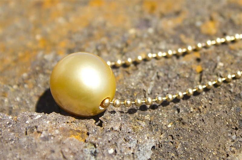 produit: Gold Necklace and Golden Australian Pearl