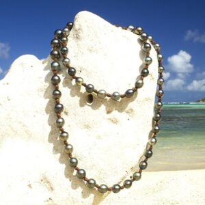 long-necklace-68-tahitian-pearls.jpg | Kalinas Perles