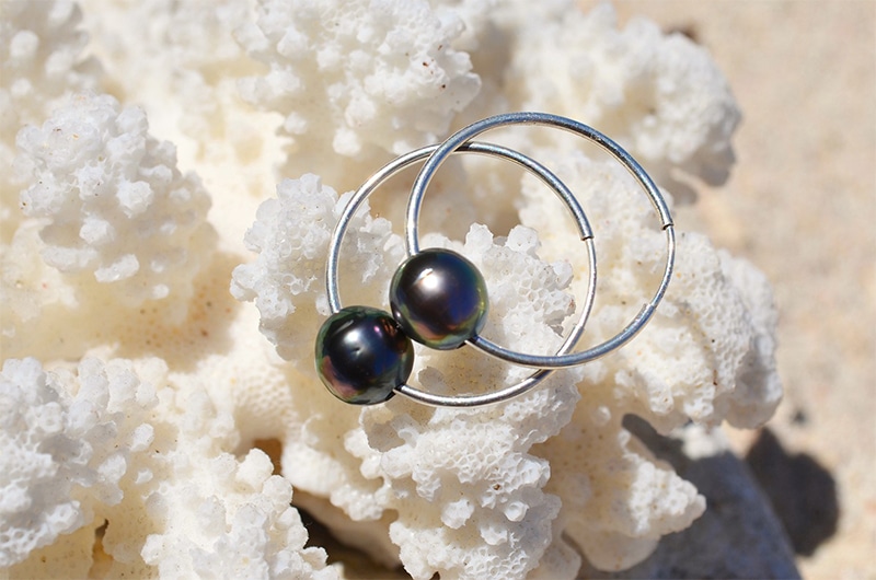 produit: Round Tahitian pearl Creoles