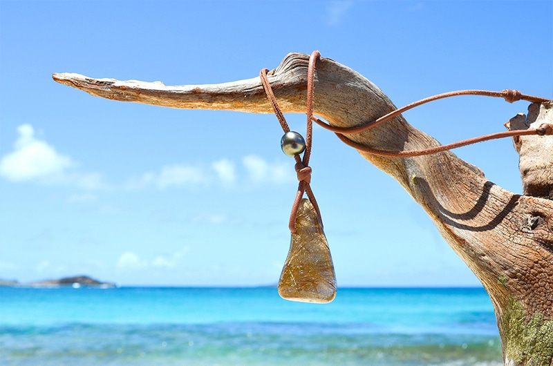 produit: Rutilated quartz and Tahitian pearl necklace