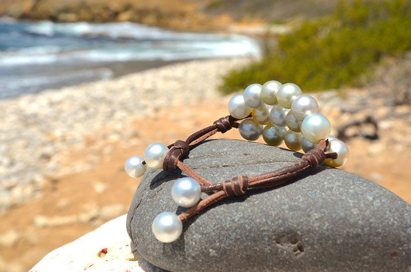 produit: Bracelet 3 rows 20 Australian Pearls