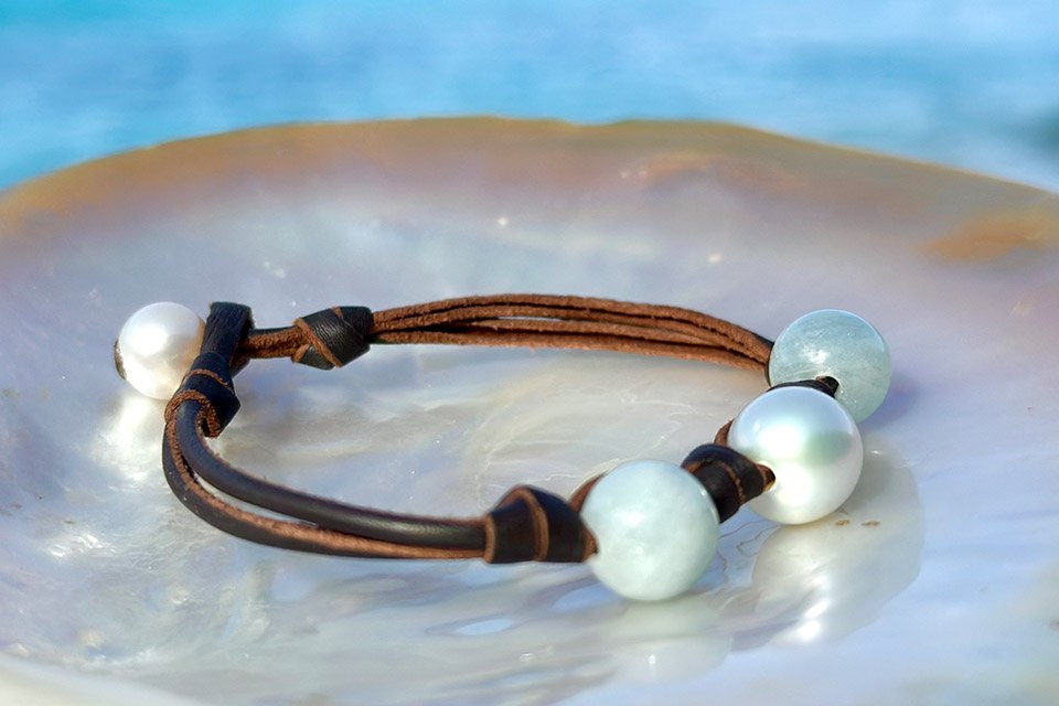 produit: Customizable Aquamarine Knotted Bead Bracelet