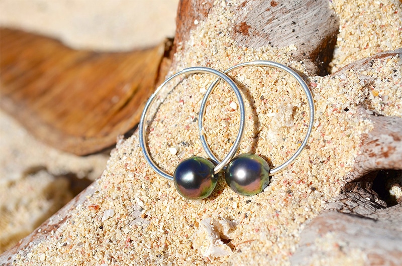 produit: Round Tahitian pearl Creoles