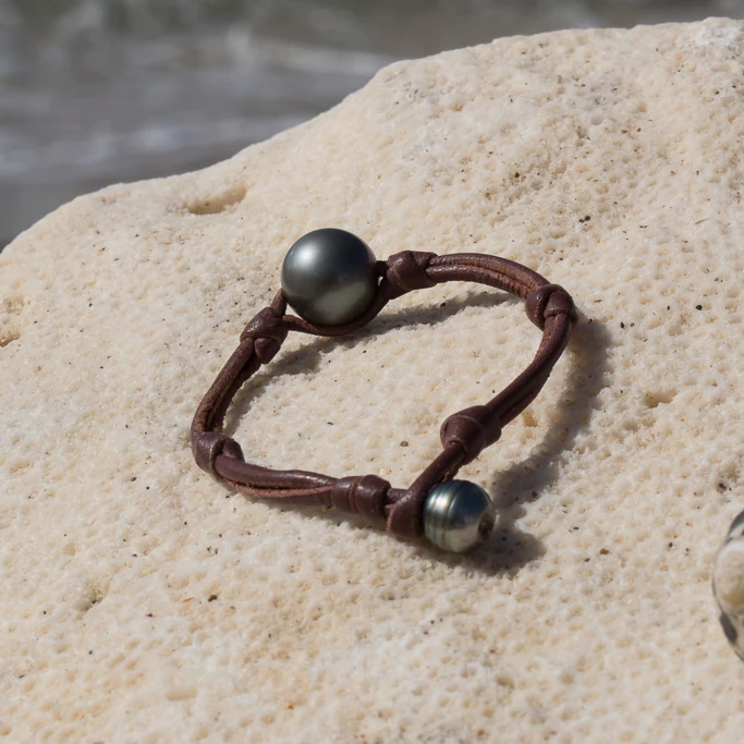 Double Leather Bracelet with Two Tahitian Pearls, jewelry view.