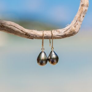 Boucles d’oreilles pendantes fines en or et perles au choix, perles de Tahiti en goutte